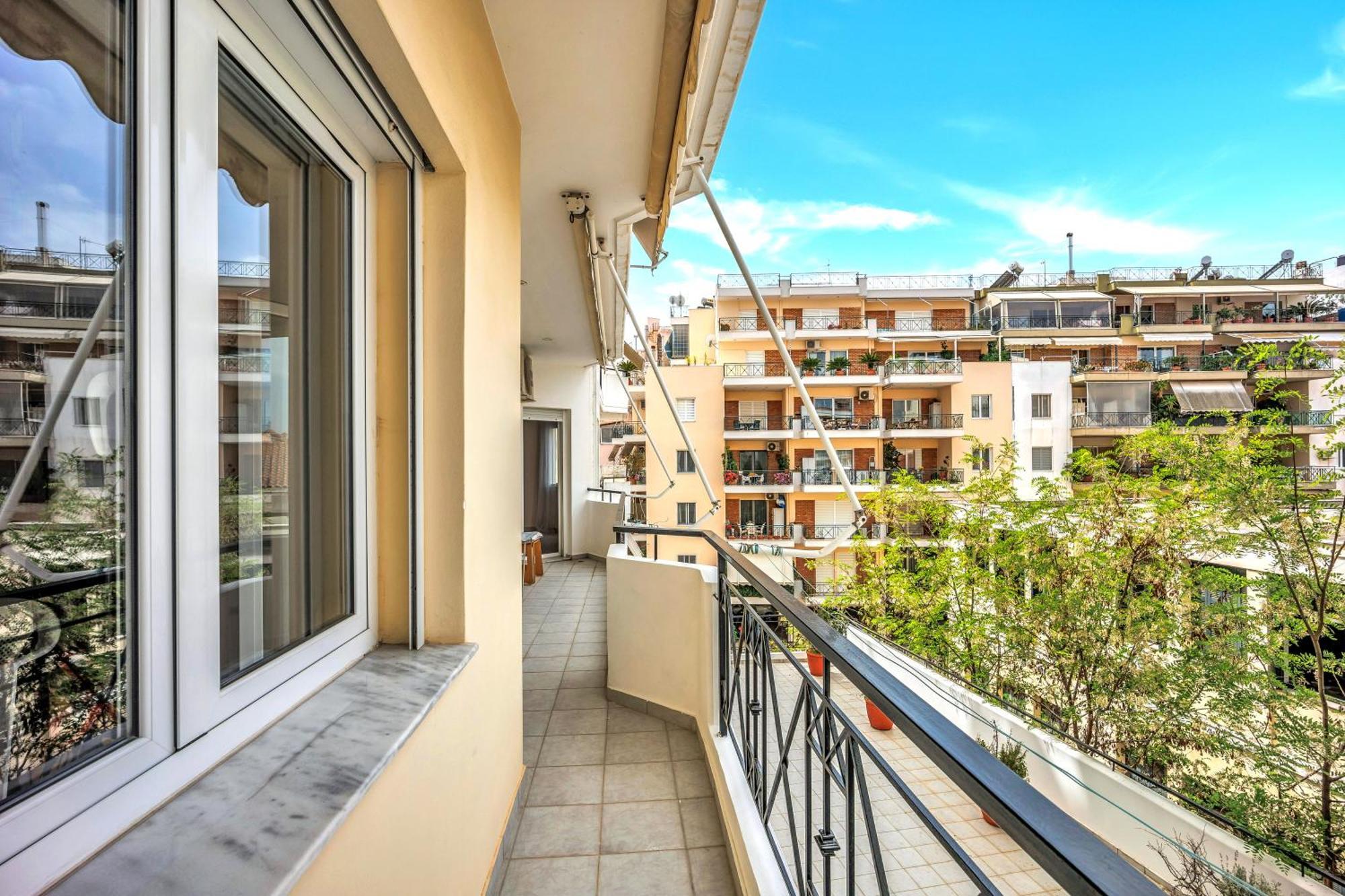 Fabulous Central Apartment Close To The Sea! Chalkida Bagian luar foto