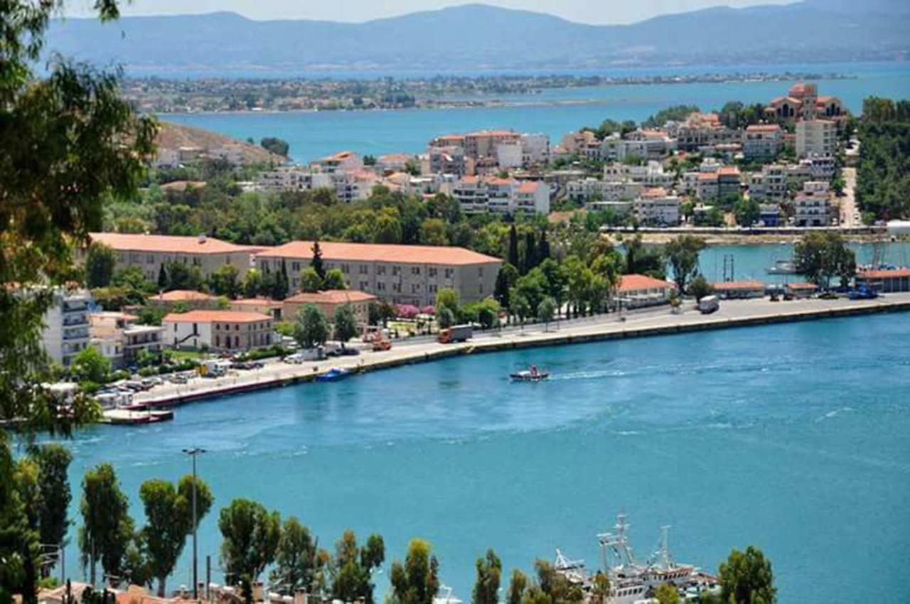 Fabulous Central Apartment Close To The Sea! Chalkida Bagian luar foto
